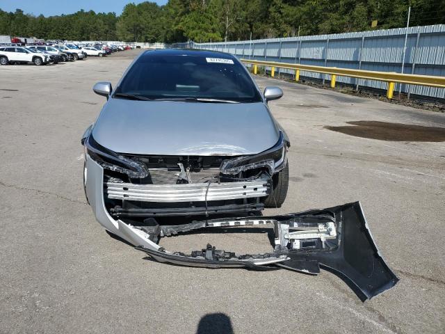 Toyota Corolla Se Image 6