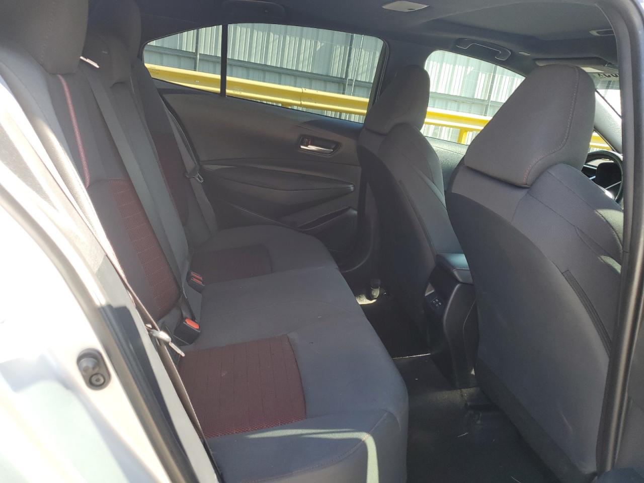 Toyota Corolla Se Image 4