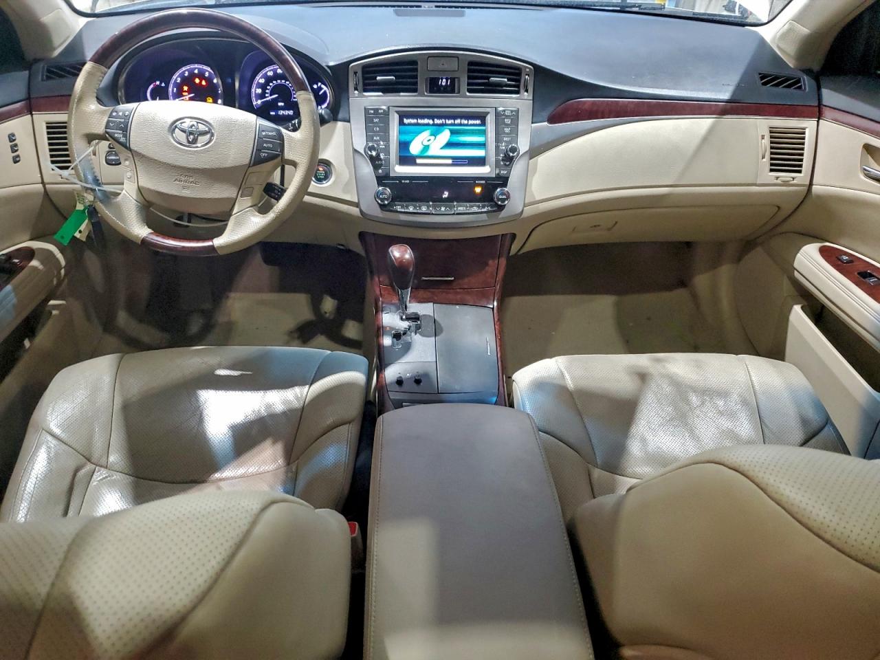 Toyota Avalon Base Image 5