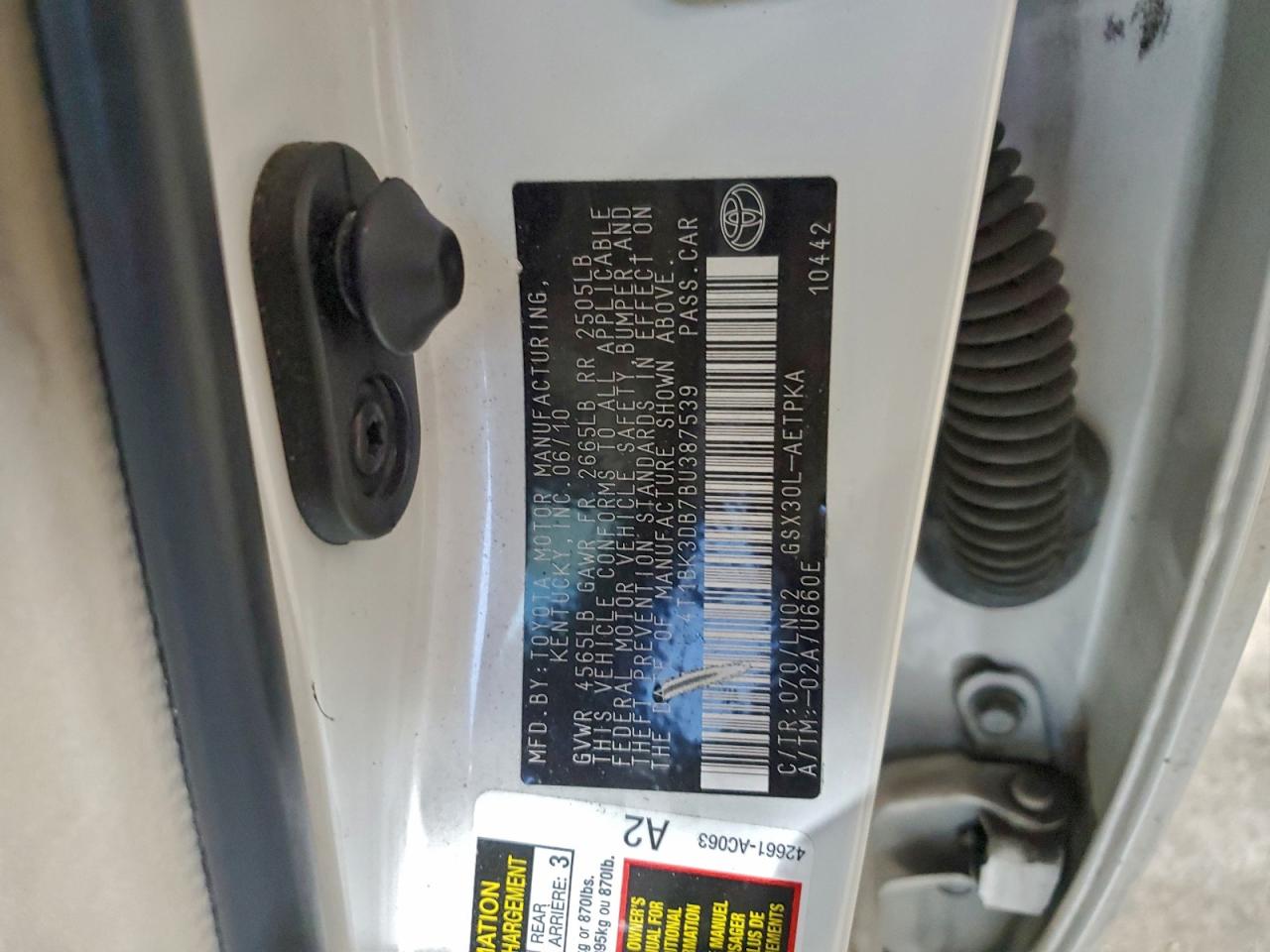 Toyota Avalon Base Image 7