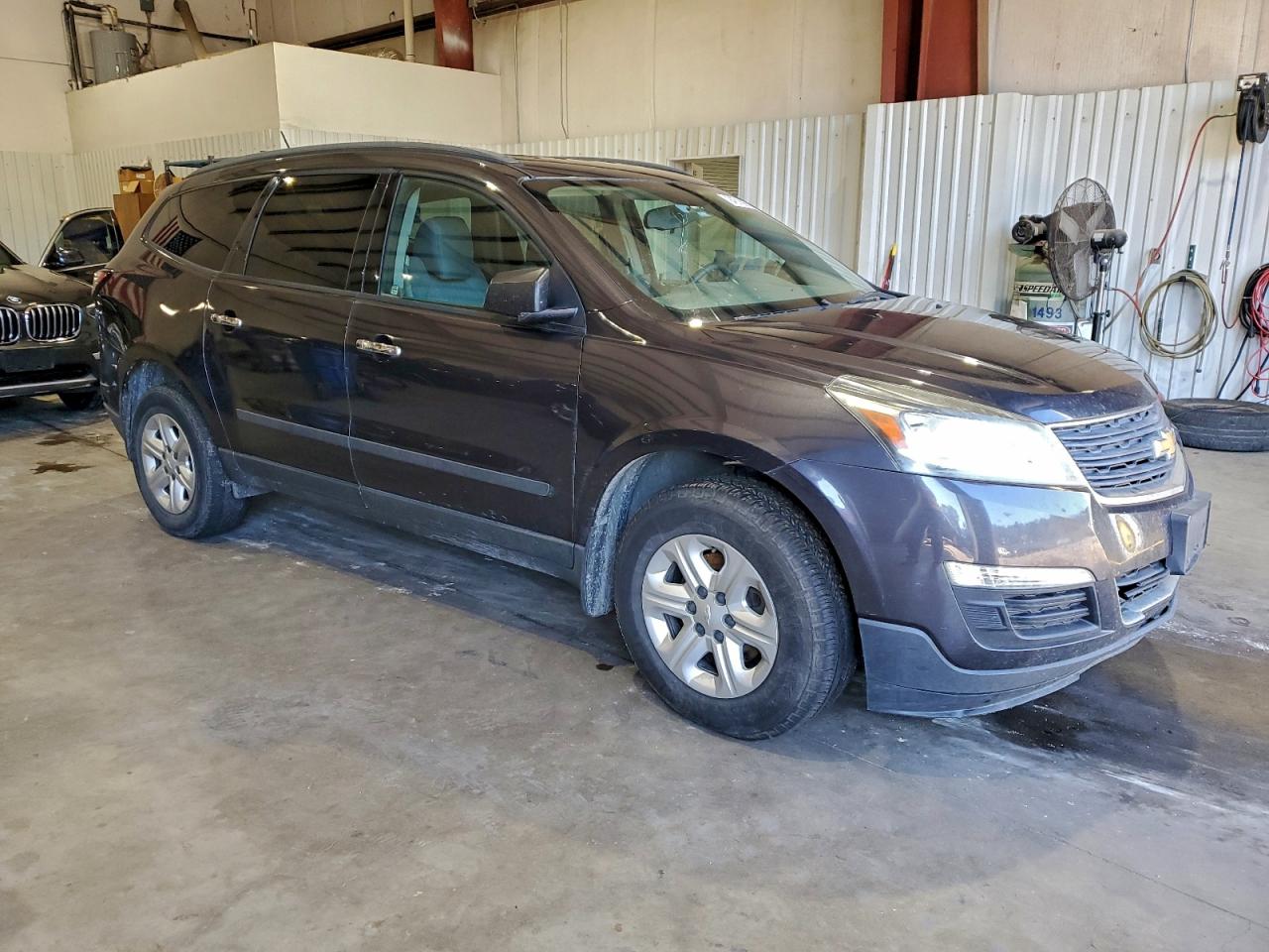 Chevrolet Traverse Ls Image 3