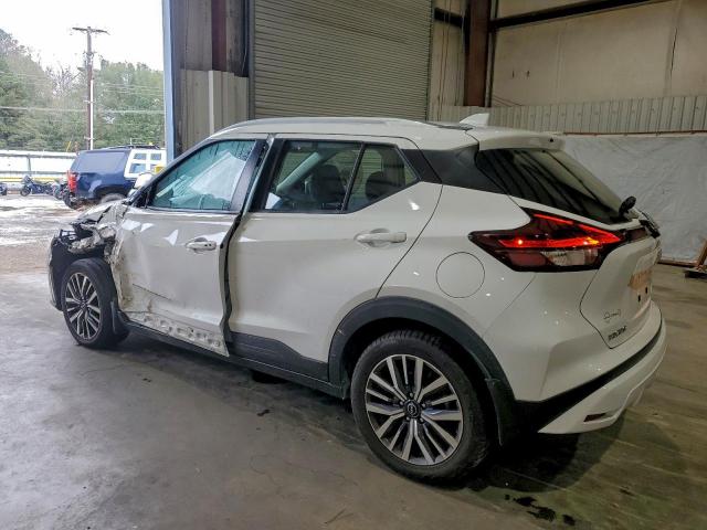 Nissan Kicks Sv Image 2