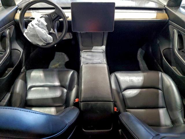 Tesla Model 3 Image 7