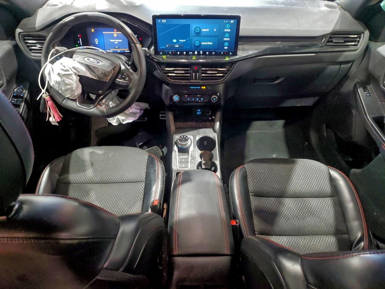 Ford Escape St Line Image 10