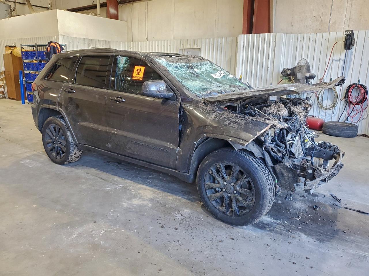 Jeep Grand Cherokee Laredo Image 3