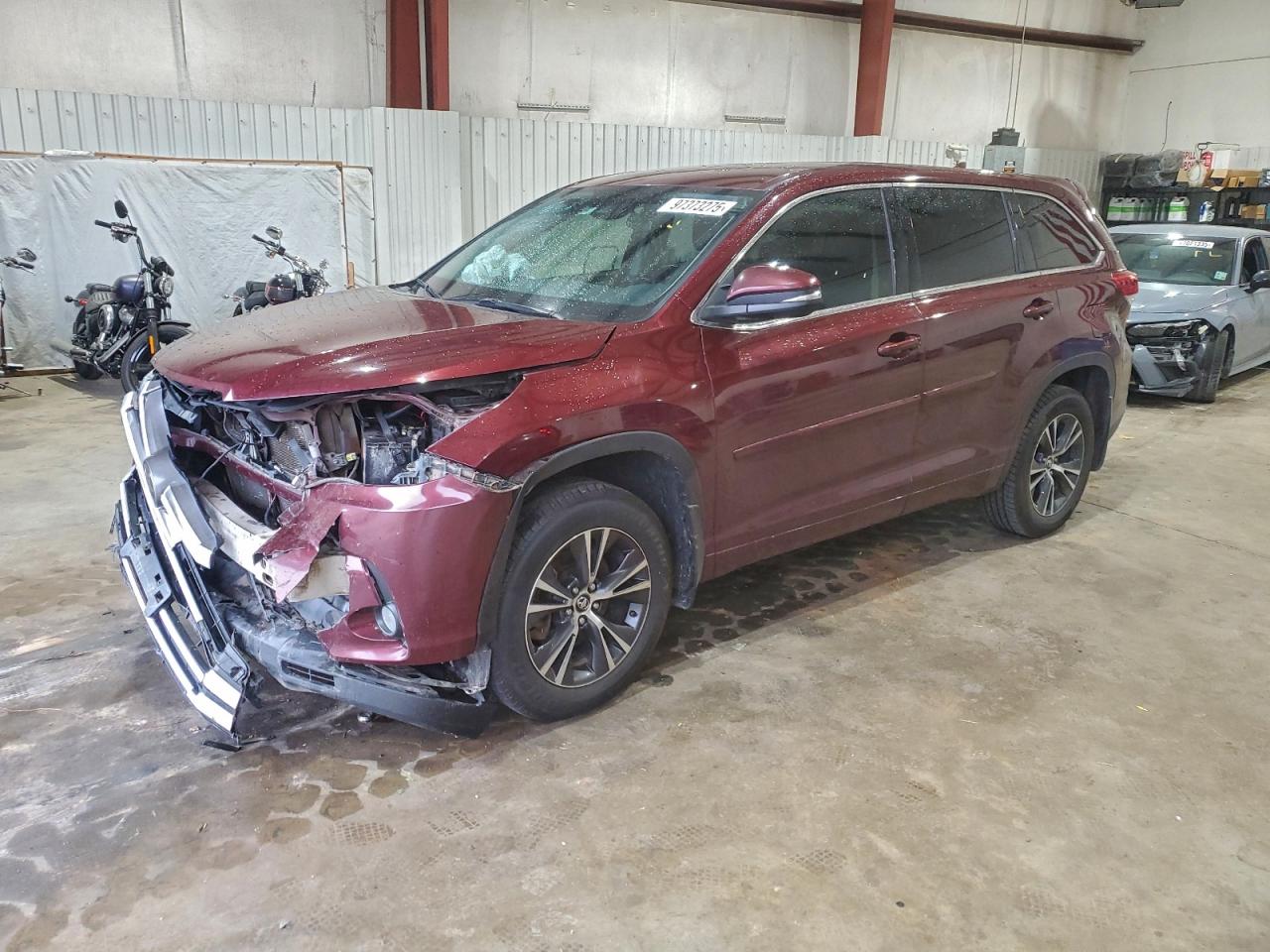 Toyota Highlander Le Image 1