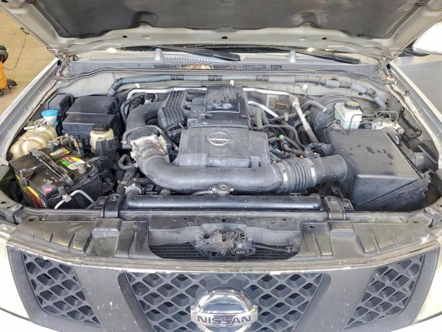 Nissan Frontier Crew Cab Le Image 9