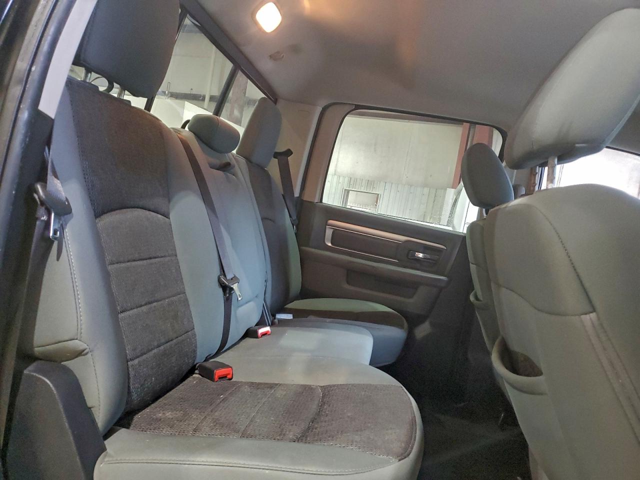 Ram 1500 Slt Image 4