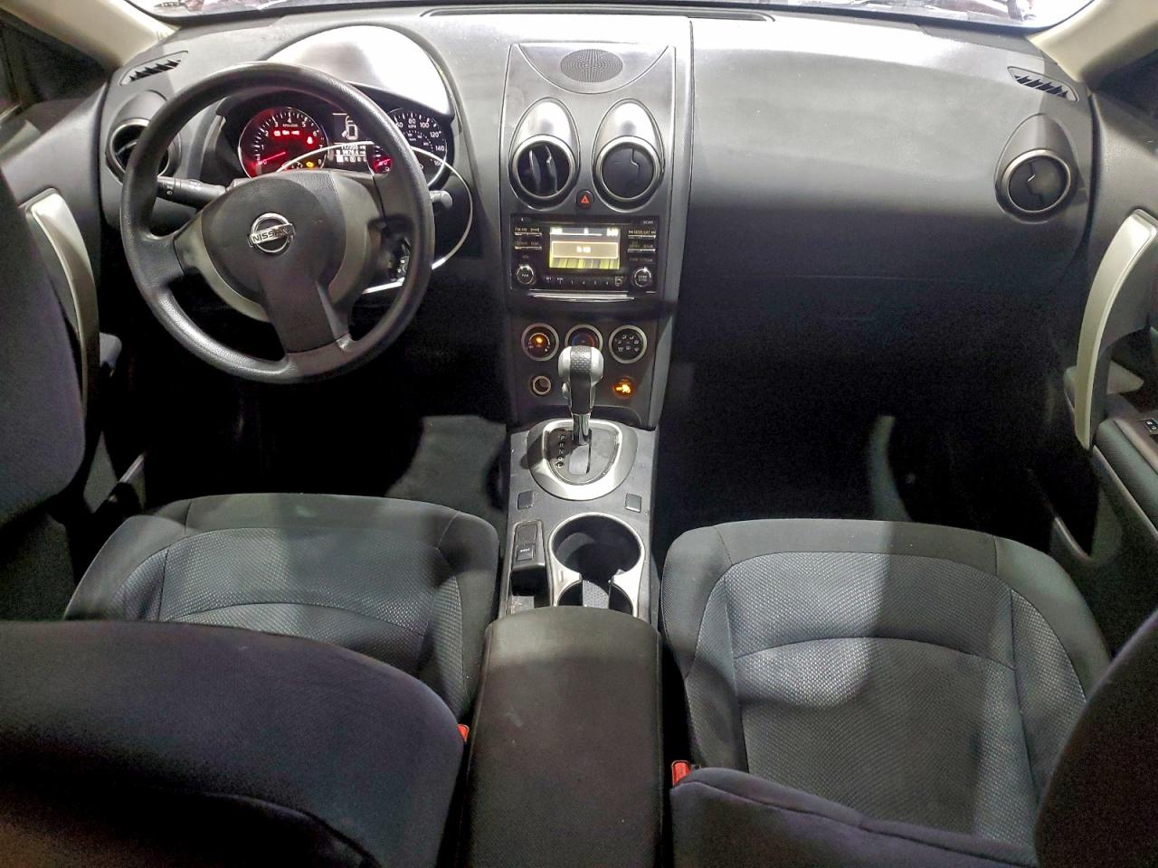 Nissan Rogue S Image 9