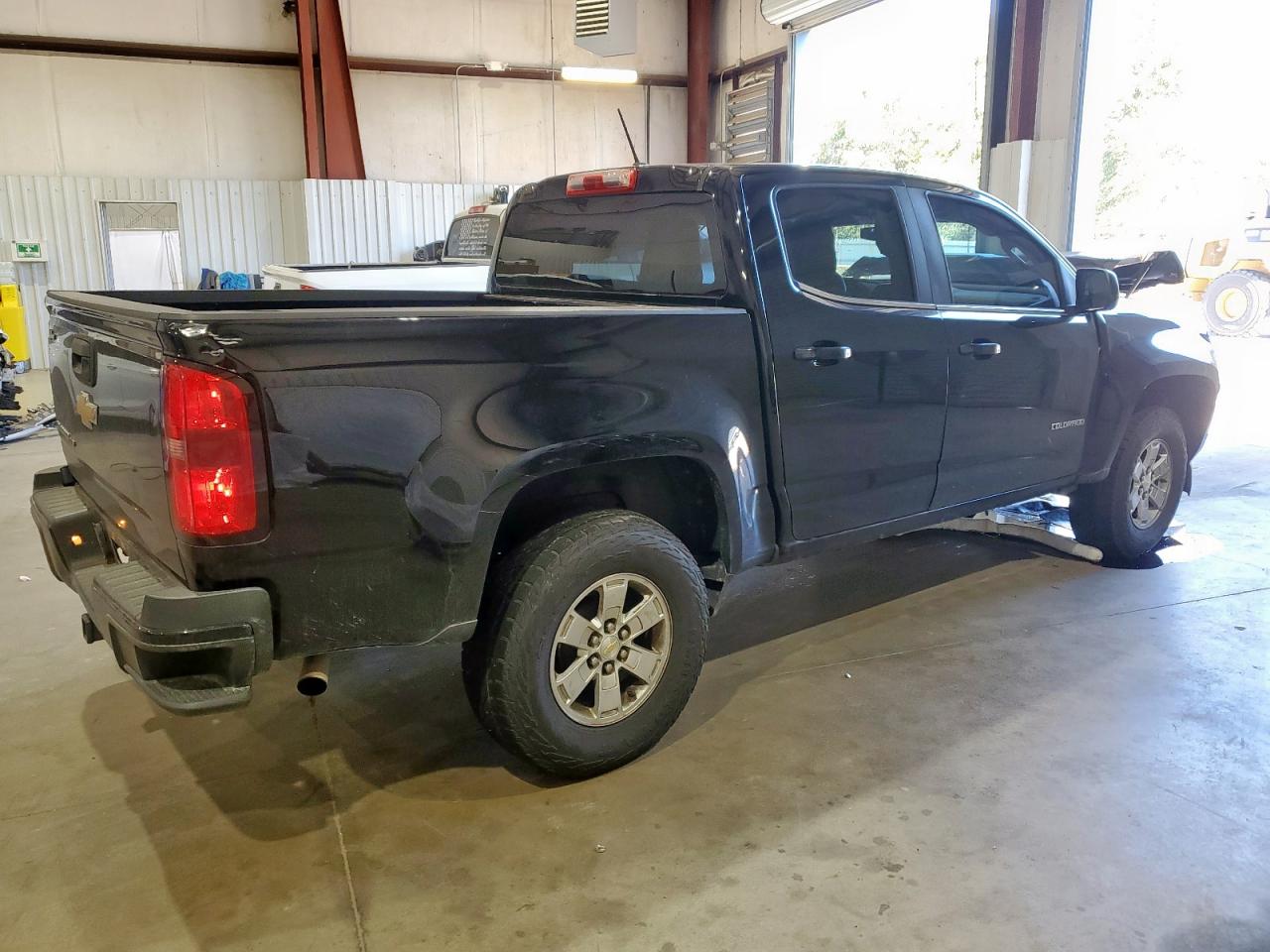 Chevrolet Colorado Image 11