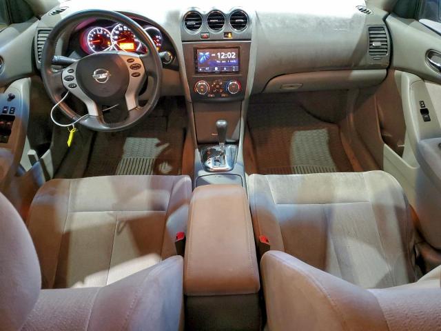 Nissan Altima Base Image 11