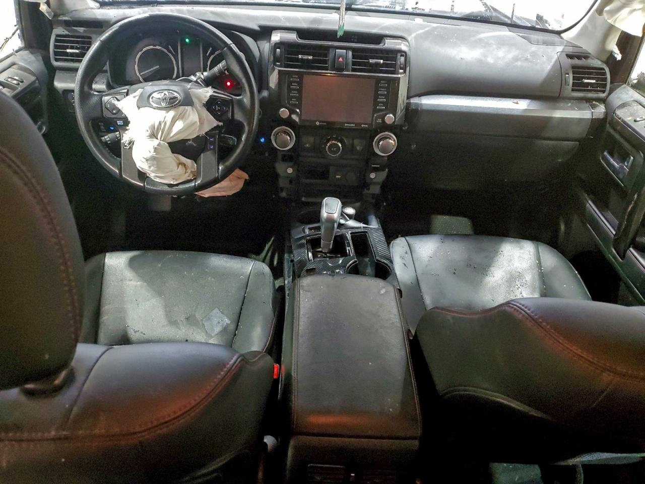 Toyota 4Runner Se Image 13