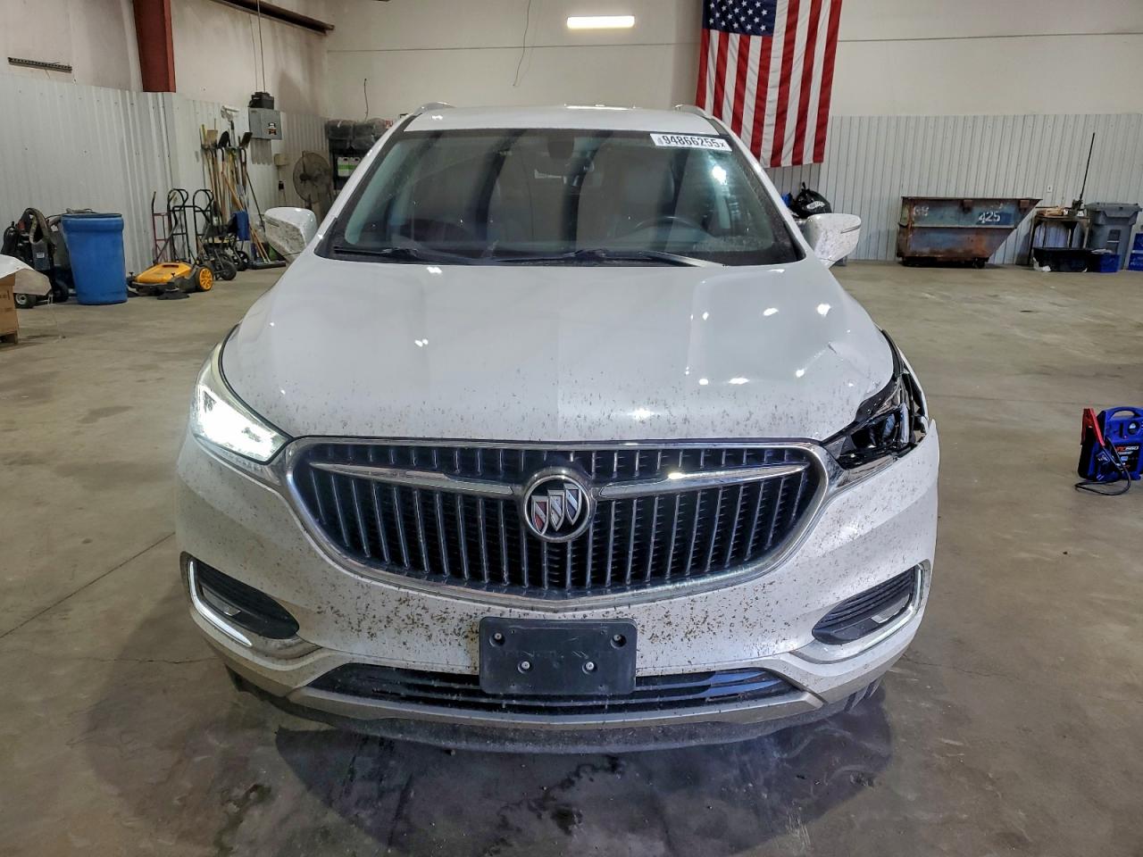 Buick Enclave Essence Image 12