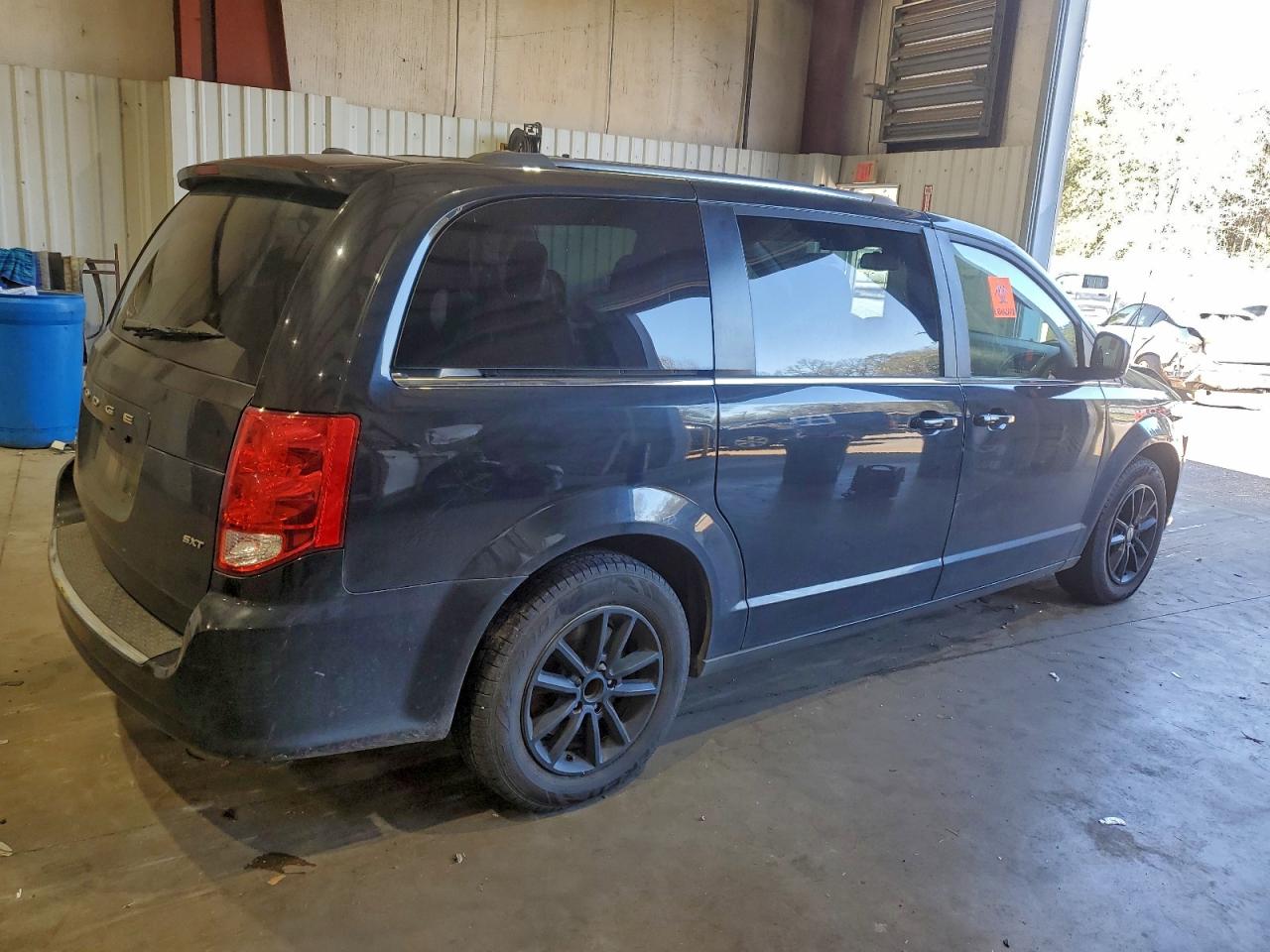 Dodge Caravan Sxt Image 7