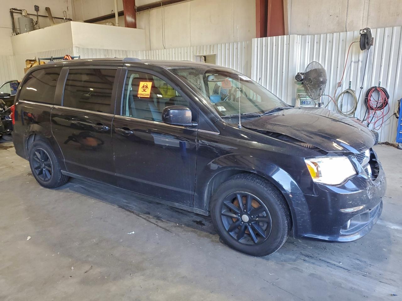 Dodge Caravan Sxt Image 10