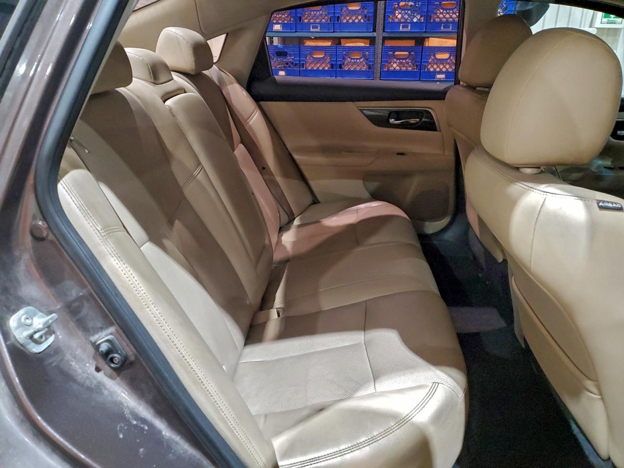 Nissan Altima 2.5 Image 9