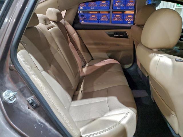 Nissan Altima 2.5 Image 9