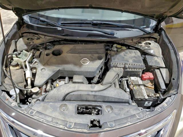 Nissan Altima 2.5 Image 6