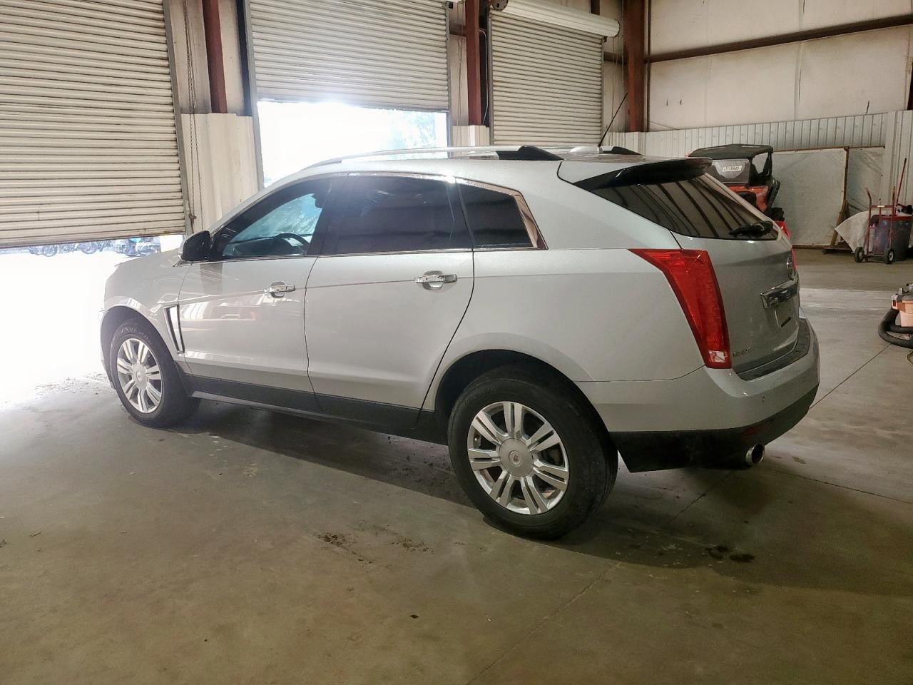 Cadillac SRX Luxury Collection Image 3