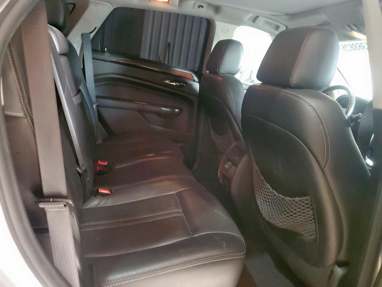 Cadillac SRX Luxury Collection Image 10