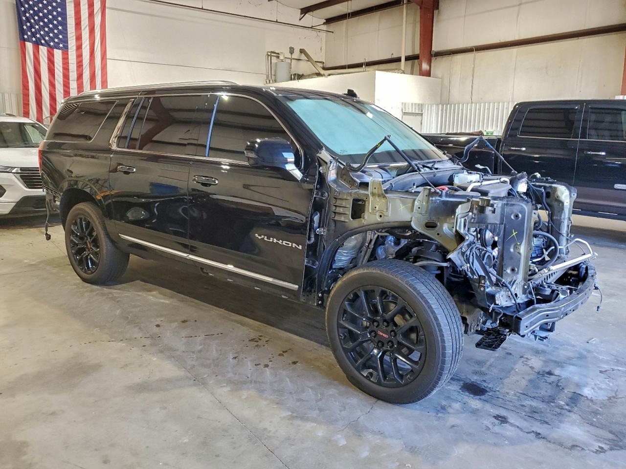 GMC Yukon C1500 Slt Image 9