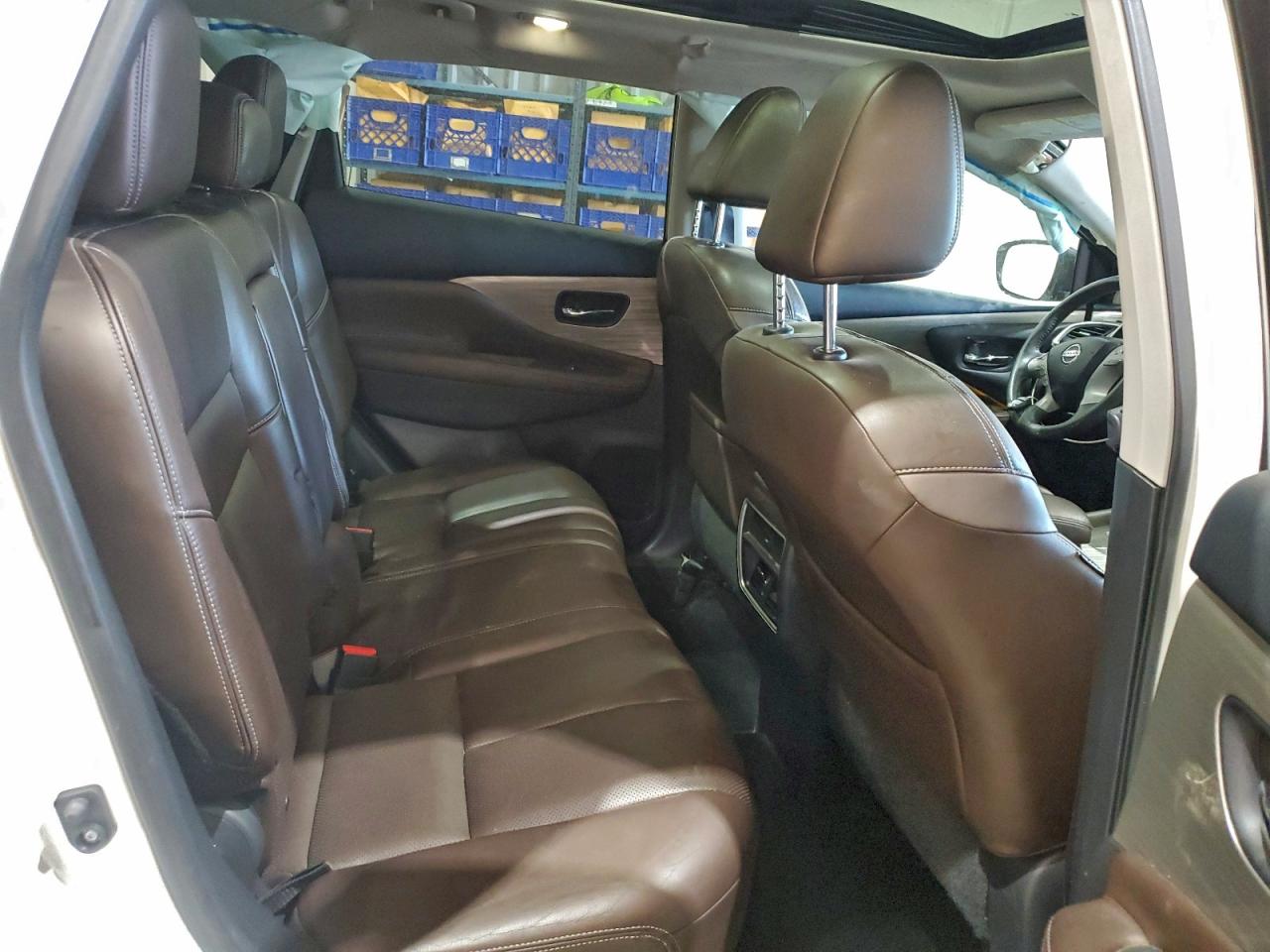 Nissan Murano S Image 8