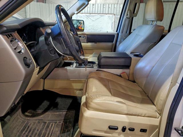 Ford Expedition Xlt Image 11