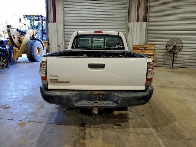 Toyota Tacoma Image 2