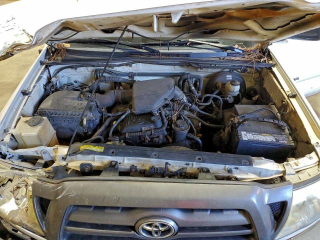 Toyota Tacoma Image 8