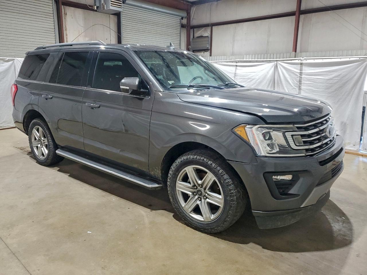 Ford Expedition Xlt Image 4