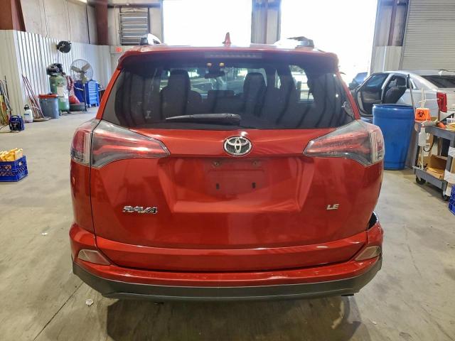 Toyota RAV4 Le Image 4