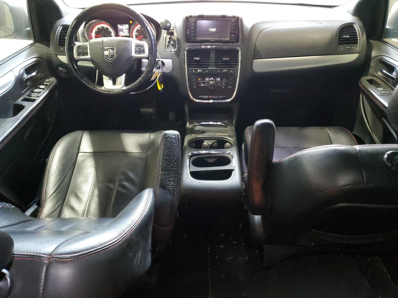 Dodge Caravan R/t Image 5