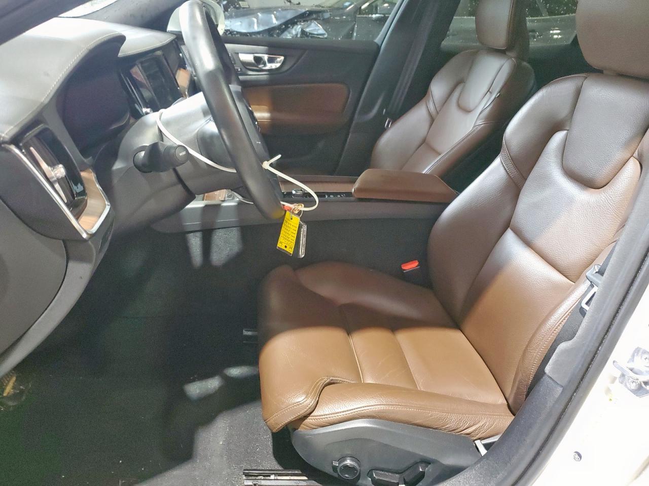 Volvo S60 T5 Inscription Image 7