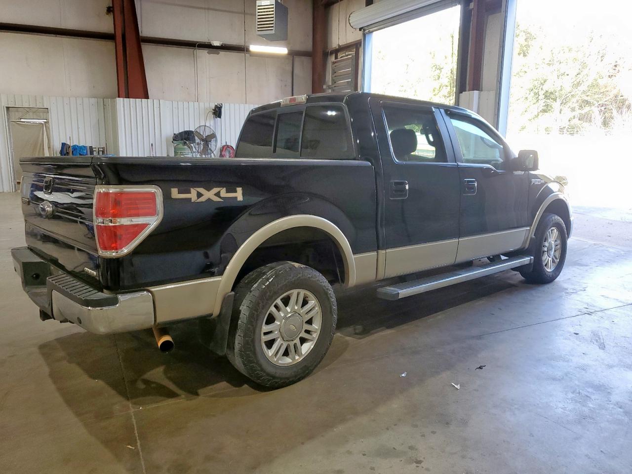 Ford F-150 Supercrew Image 4