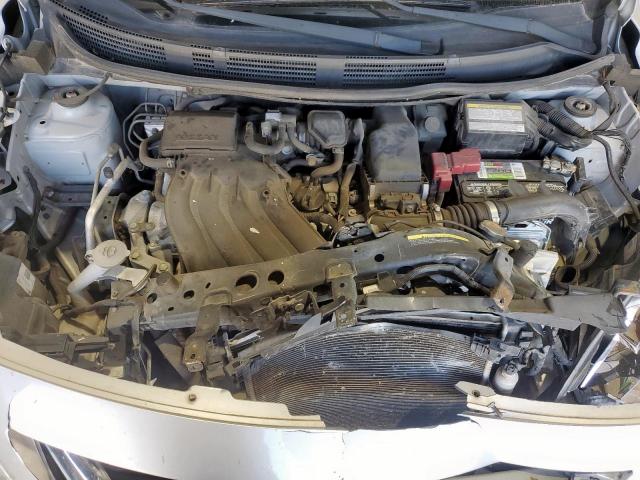 Nissan Versa S Image 6