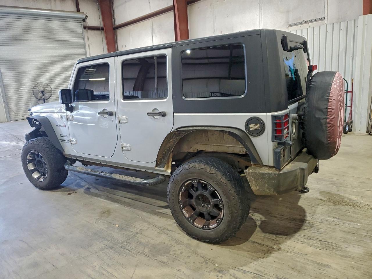 Jeep Wrangler Sport Image 4