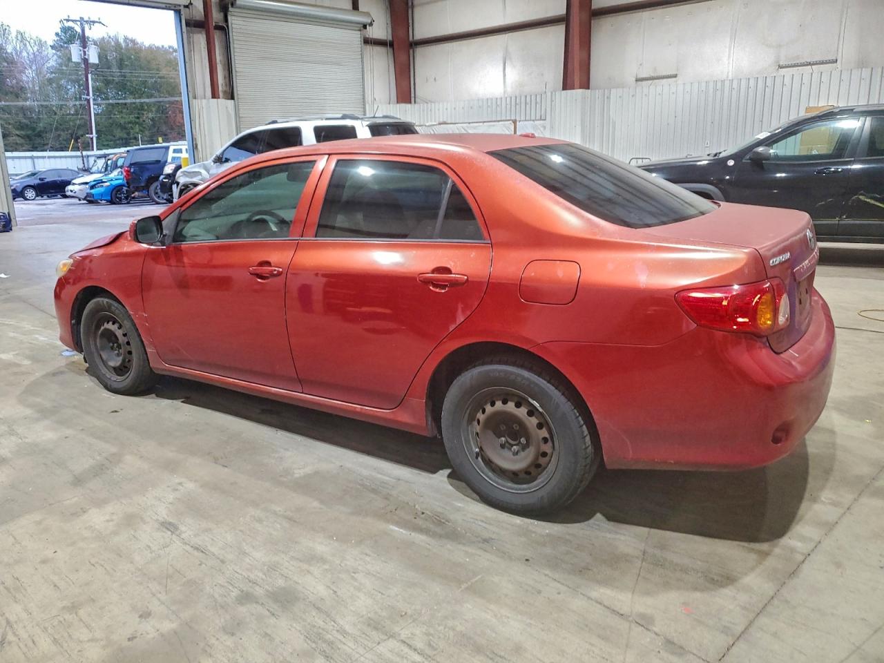 Toyota Corolla Base Image 12