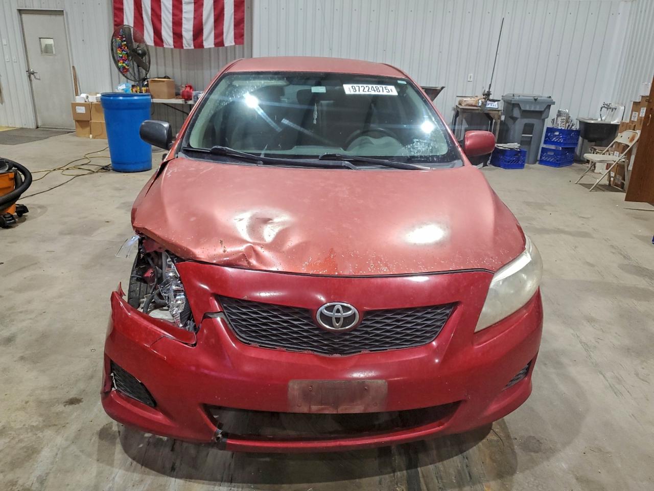 Toyota Corolla Base Image 2