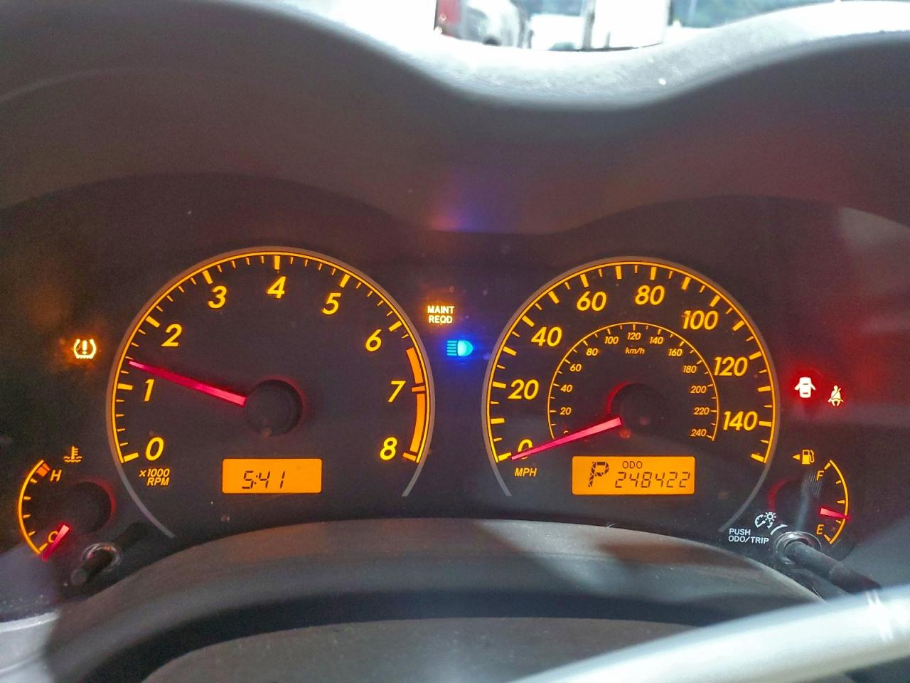 Toyota Corolla Base Image 8