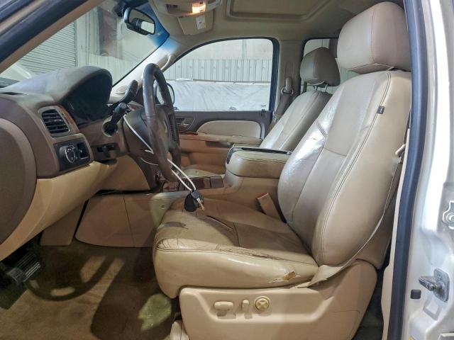 Chevrolet Avalanche Ltz Image 11