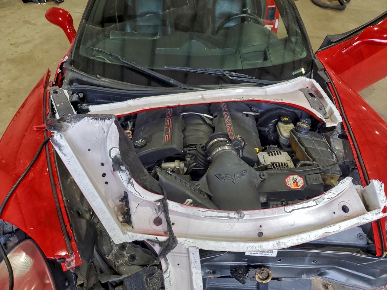 Chevrolet Corvette Image 8